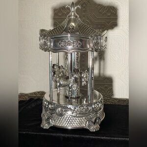 Wallace Silversmiths Silver Carousel Music Box